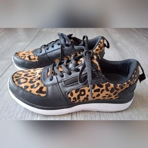 Vionic Remi Sneakers Size 6